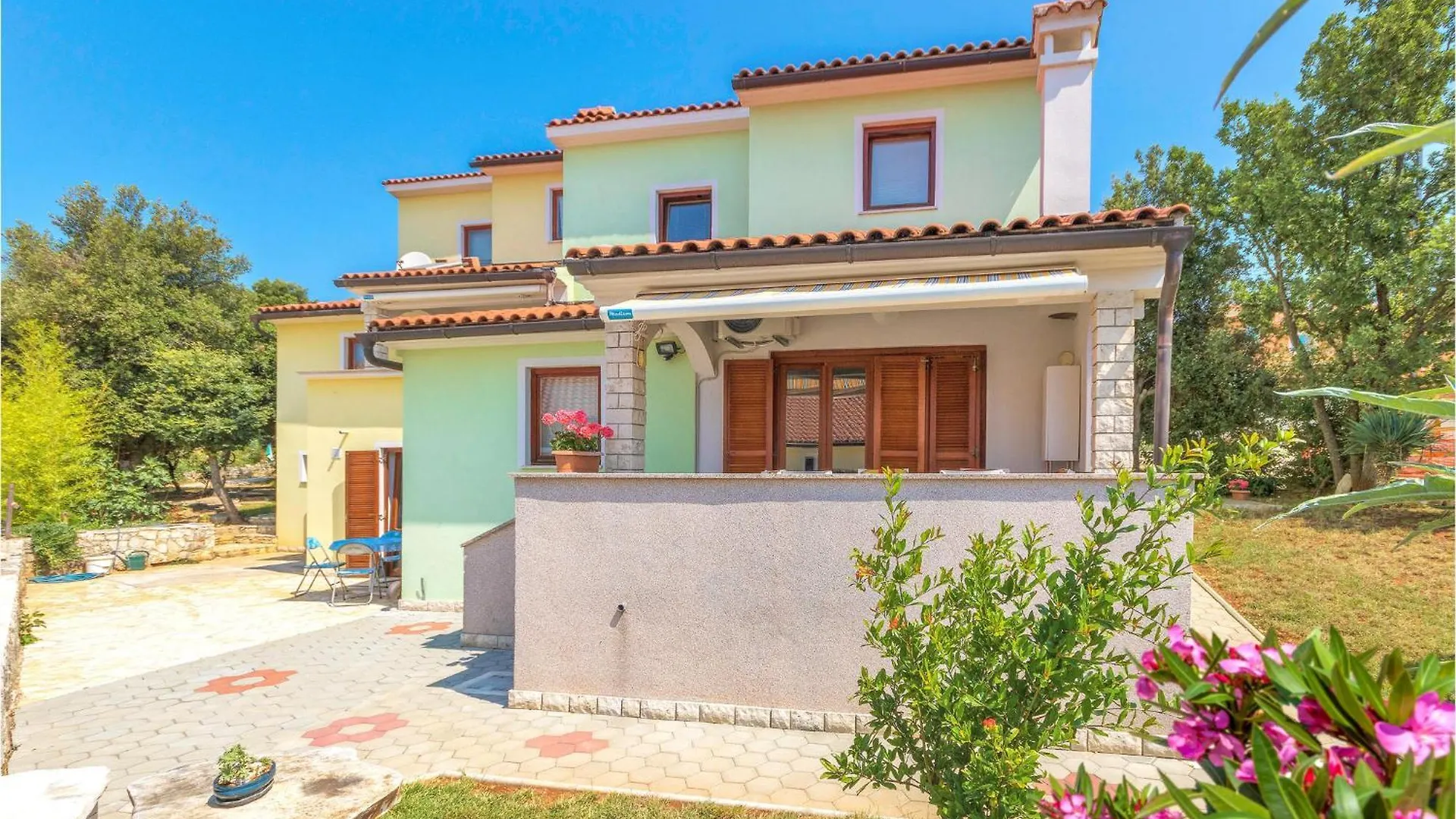 Awesome Home In Betiga With Kitchen contacts