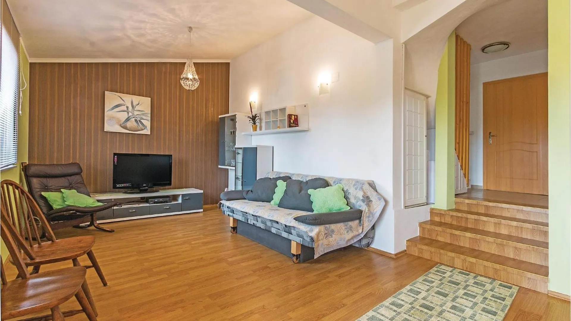 Awesome Home In Betiga With Kitchen Barbariga