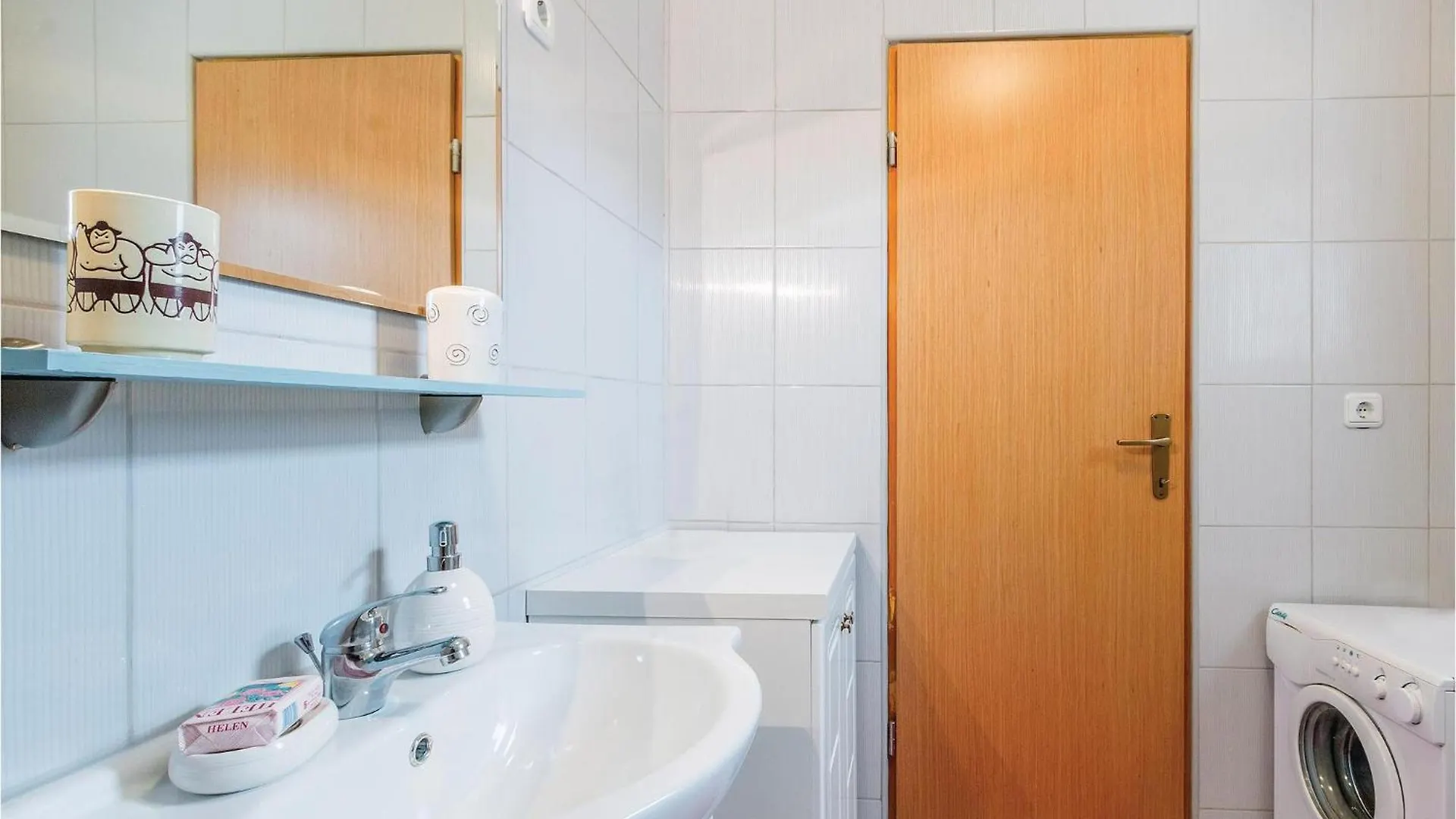 Holiday home Awesome Home In Betiga With Kitchen Barbariga