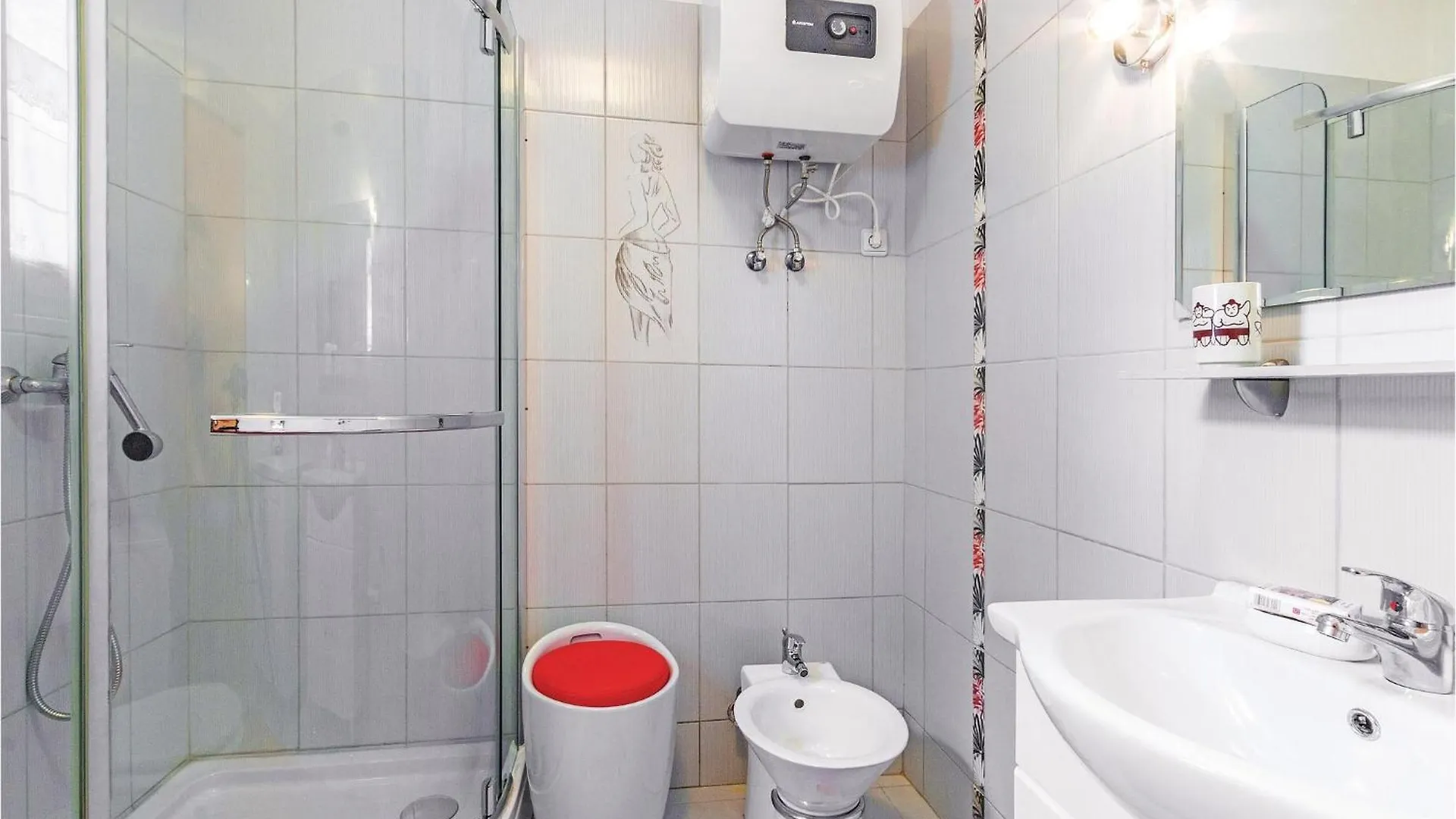 Awesome Home In Betiga With Kitchen Barbariga